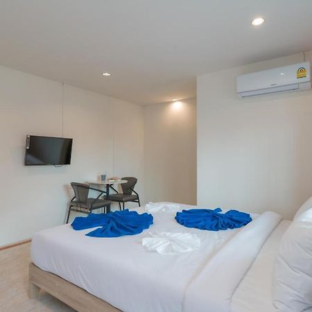 Grey Door Otel Patong Dış mekan fotoğraf