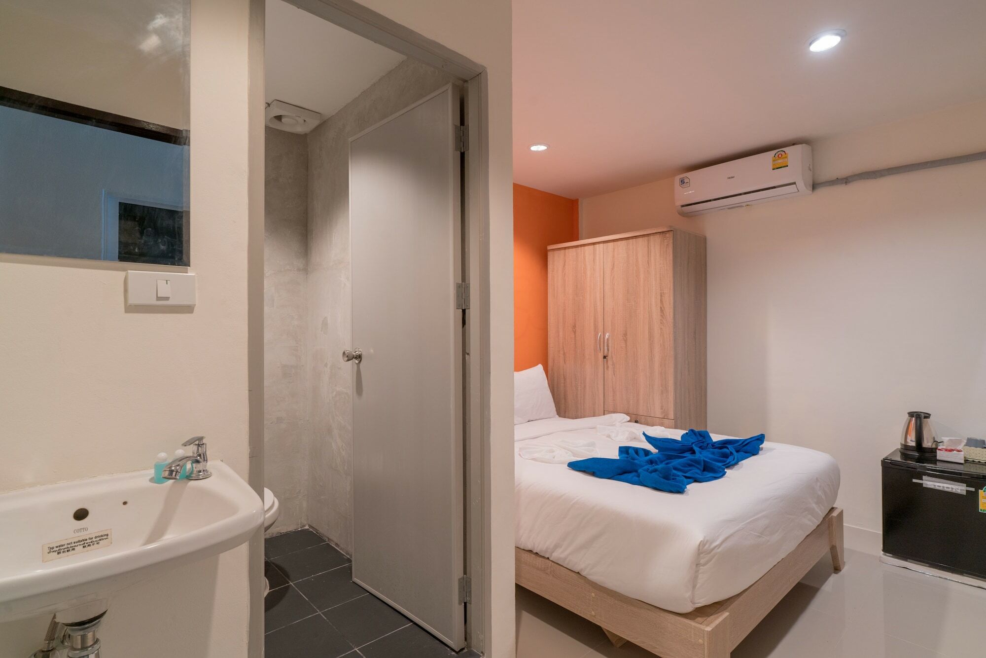 Grey Door Otel Patong Dış mekan fotoğraf